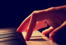 问鼎app官网：竞者 ｜ 女子网坛黑马新星 连克三位大满贯冠军 纳达尔亲自送祝贺.